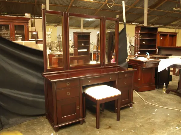 Dressing Table 2