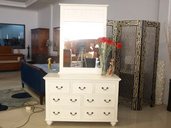 Mirror 8