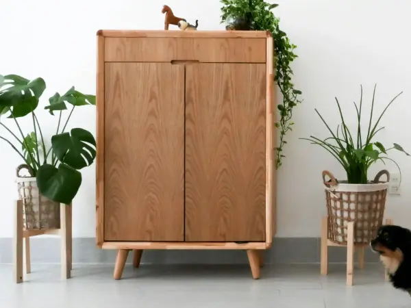 Sideboard 4