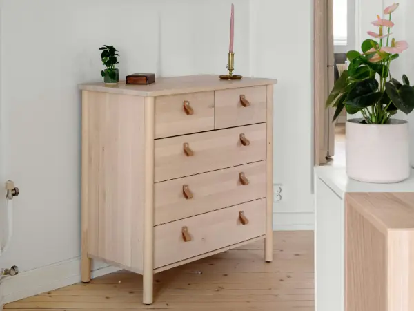 Sideboard 8