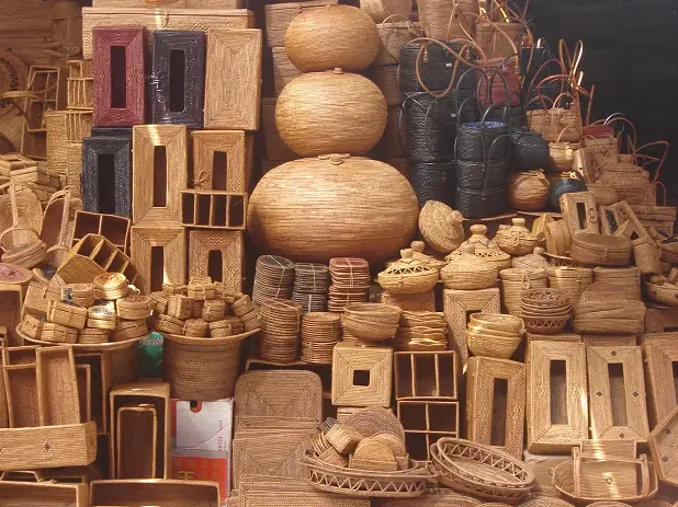 Handycraft 1 - Wooden Animal Carving